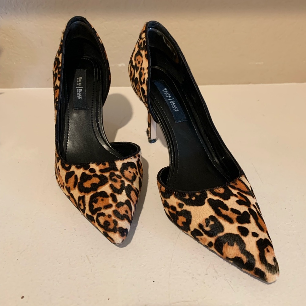 White House Black Market leopard pumps